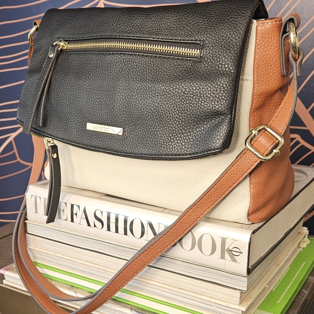 LIZ CLAIBORNE TRI-COLOR LEATHER CROSSBODY BAG